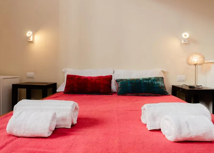 Luxury 3 Fiat, Ariberto Home, Tra Centro Storico Di E Navigli, Con Spaziosa Jacuzzi Apartamento *