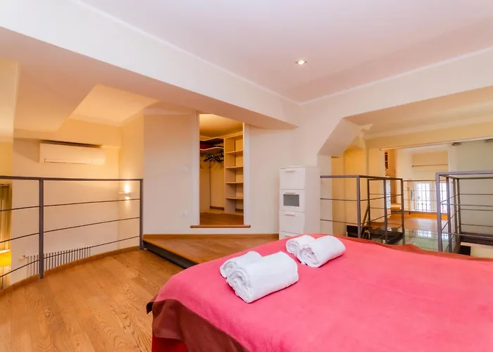 Luxury 3 Fiat, Ariberto Home, Tra Centro Storico Di E Navigli, Con Spaziosa Jacuzzi Apartamento *