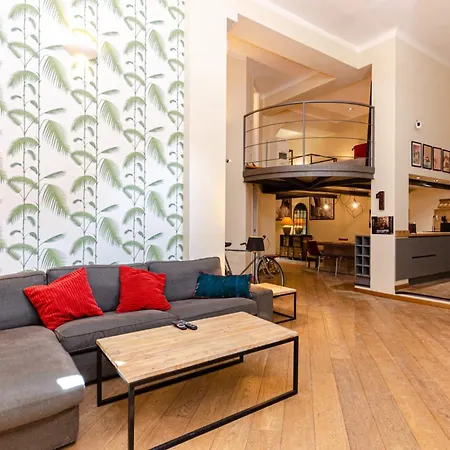 Luxury 3 Fiat, Ariberto Home, Tra Centro Storico Di E Navigli, Con Spaziosa Jacuzzi Apartment Milan
